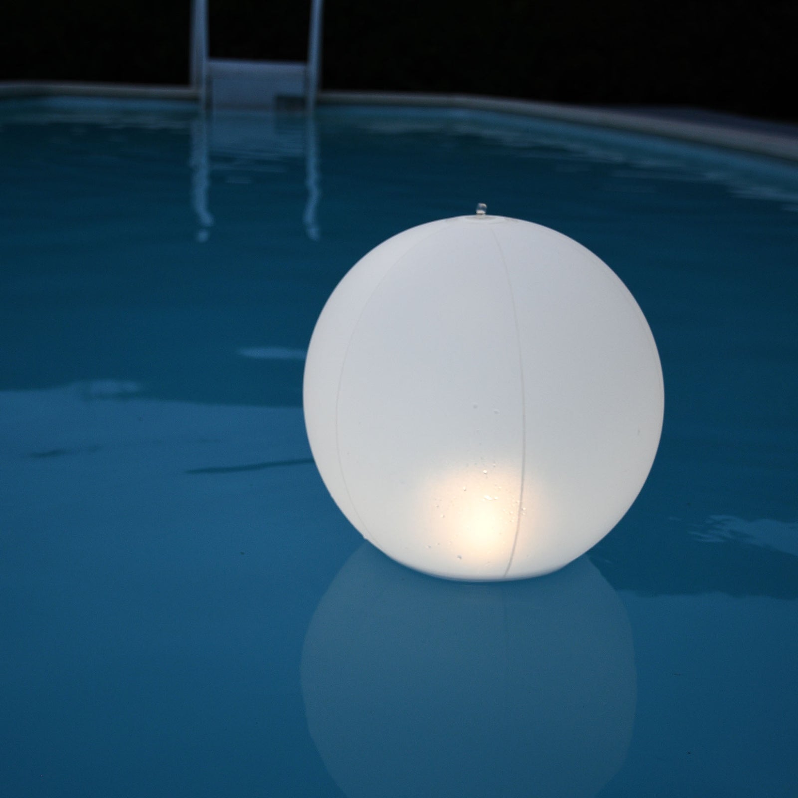 B/A Ballon de plage gonflable lumineux à LED flottant étanche avec